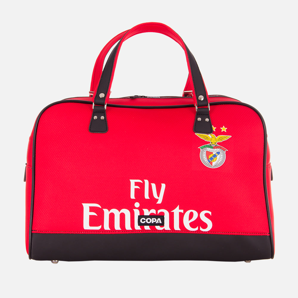 copa-classic-recycled-bags-sporttasche-rot-aus-trikot image 1