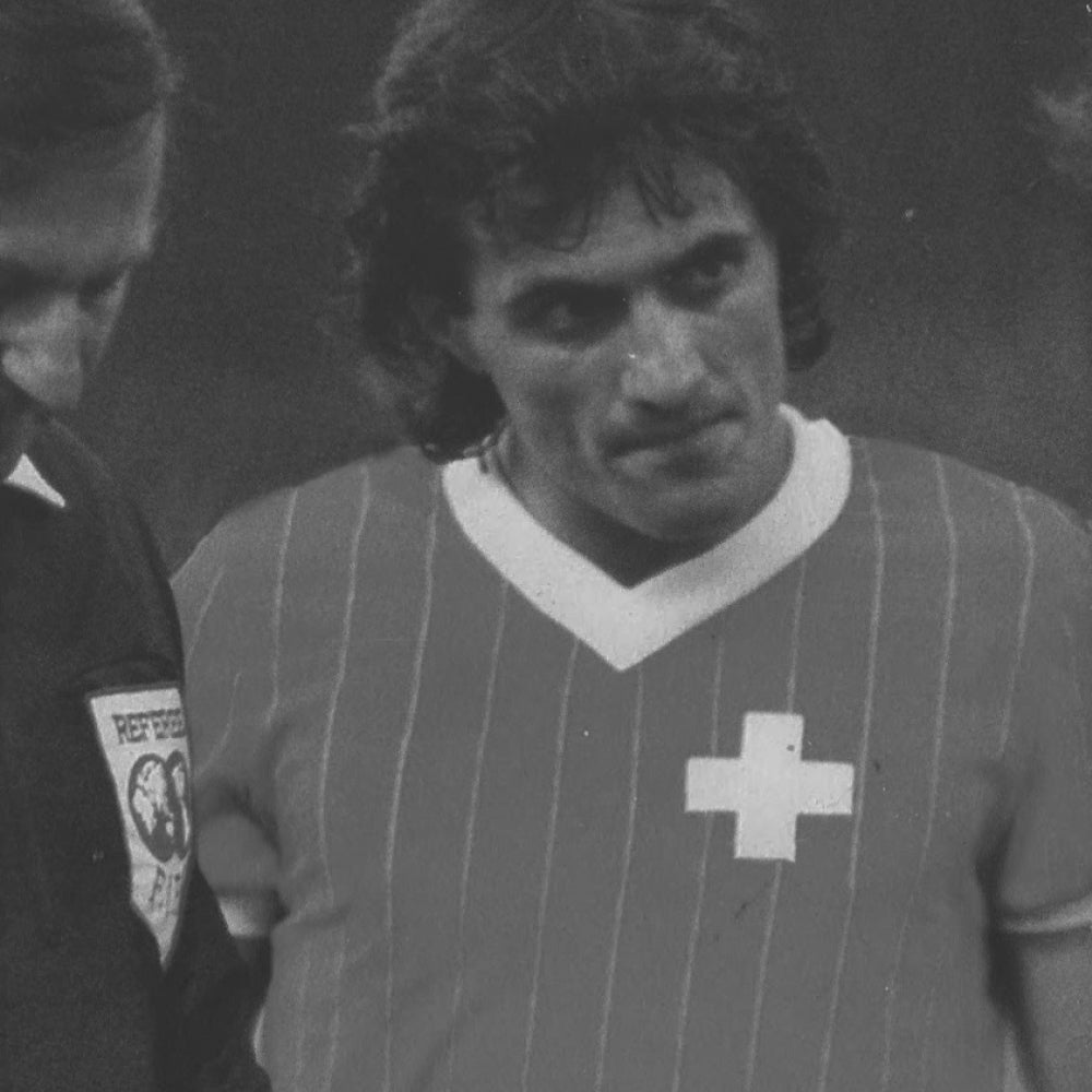 copa-schweiz-1982-retro-trikot-rot-herren-80s image 2