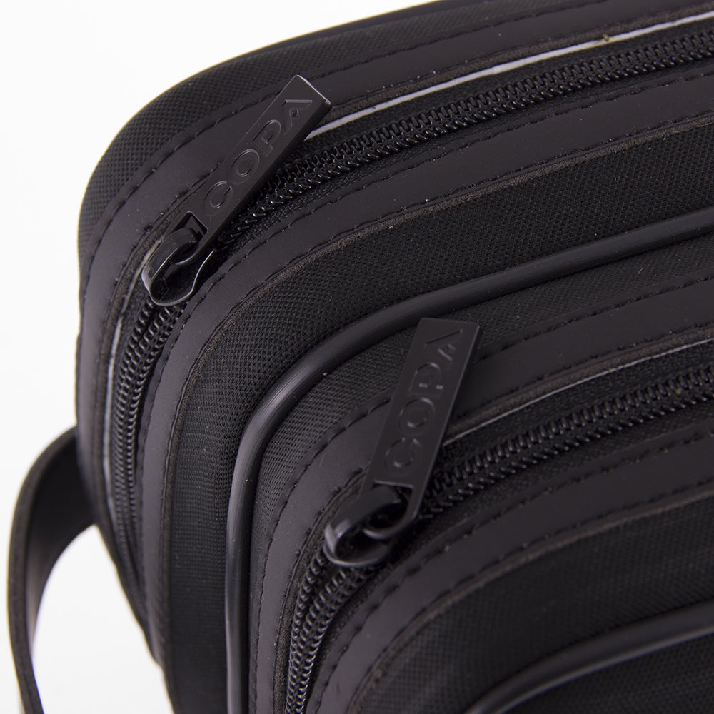 copa-classic-recycled-toiletry-bag-schwarz-kulturbeutel-trikot image 3