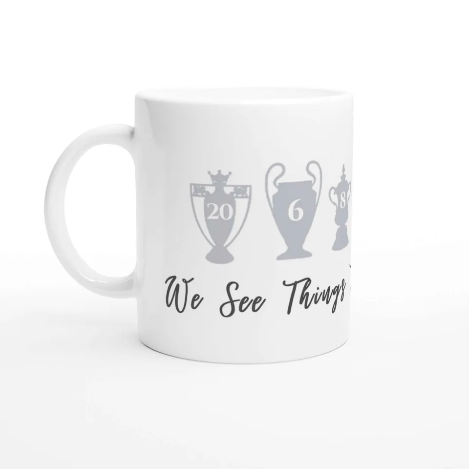 anfield-apparel-we-see-things-they-ll-never-see-tasse-330-ml-wei image 1