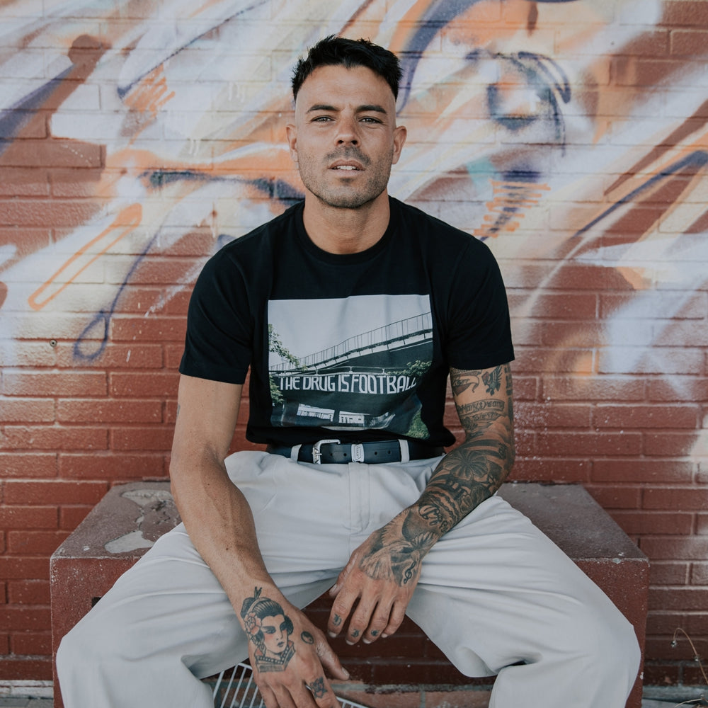 copa-glory-the-drug-is-football-t-shirt-schwarz-baumwolle image 2