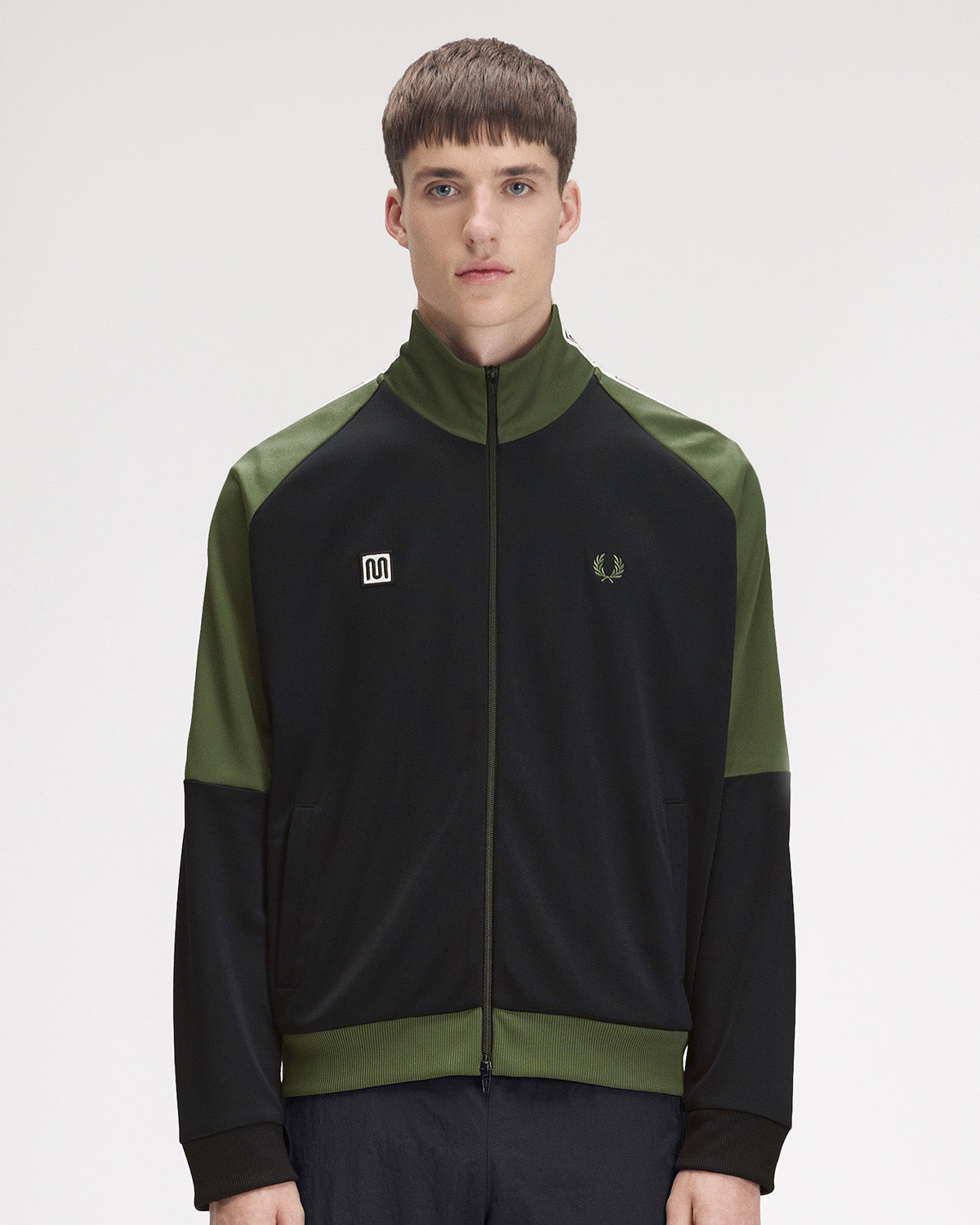 meyba-x-fred-perry-sj2166-track-jacket-schwarz image 3