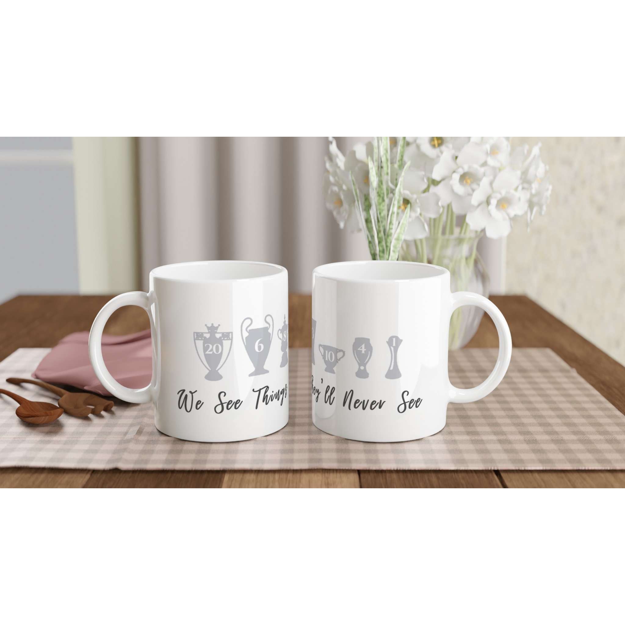 anfield-apparel-we-see-things-they-ll-never-see-tasse-330-ml-wei image 4