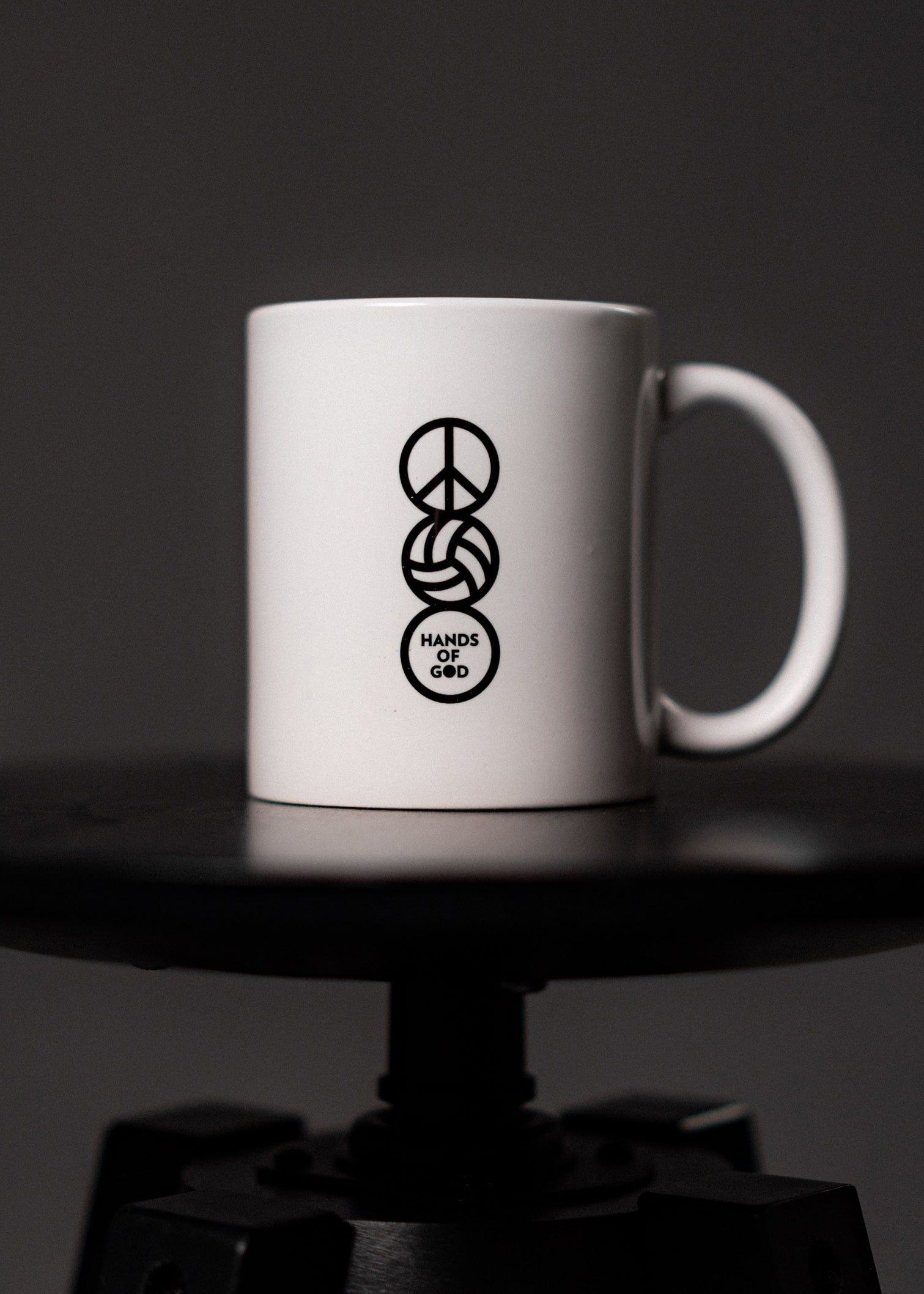 hands-of-god-tassen-forever-tasse-wei-football image 2