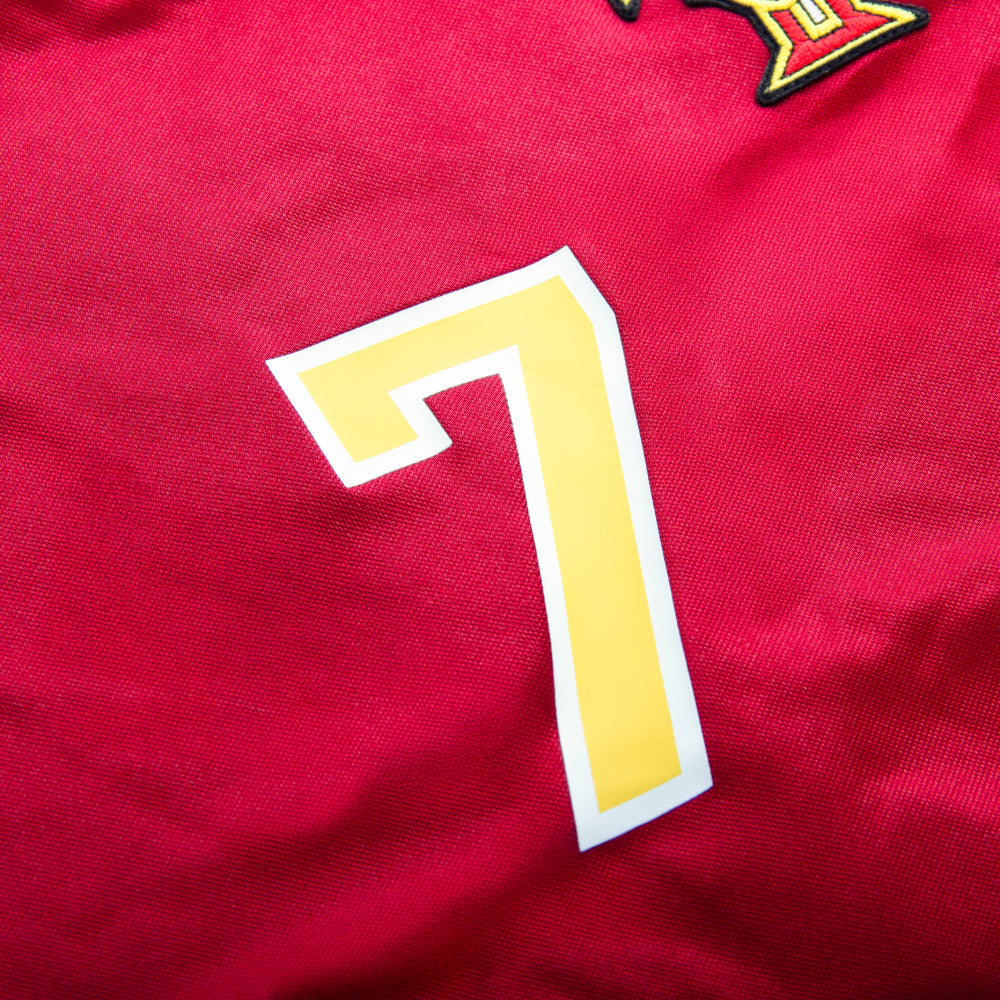 copa-classic-portugal-1998-retro-fu-balltrikot-rot image 7