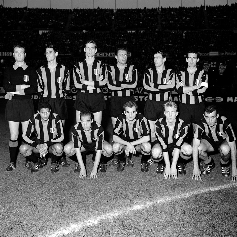 copa-retro-football-shirts-inter-1963-64-trikot-blau-schwarz-bio-baumwolle image 7
