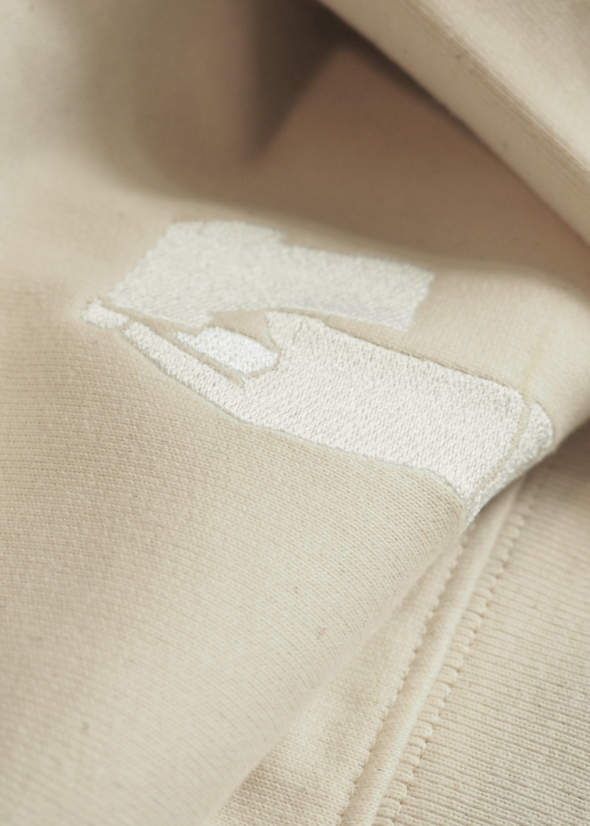 hands-of-god-apparel-bcn-reloaded-crewneck-sge-natural-raw image 7