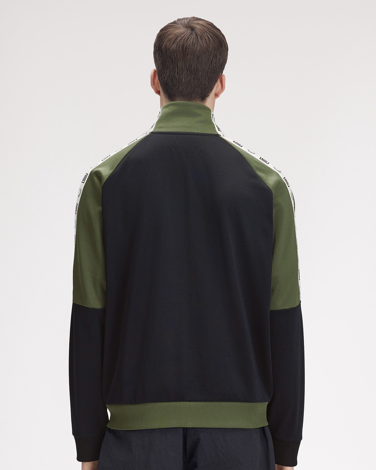 meyba-x-fred-perry-sj2166-track-jacket-schwarz image 4