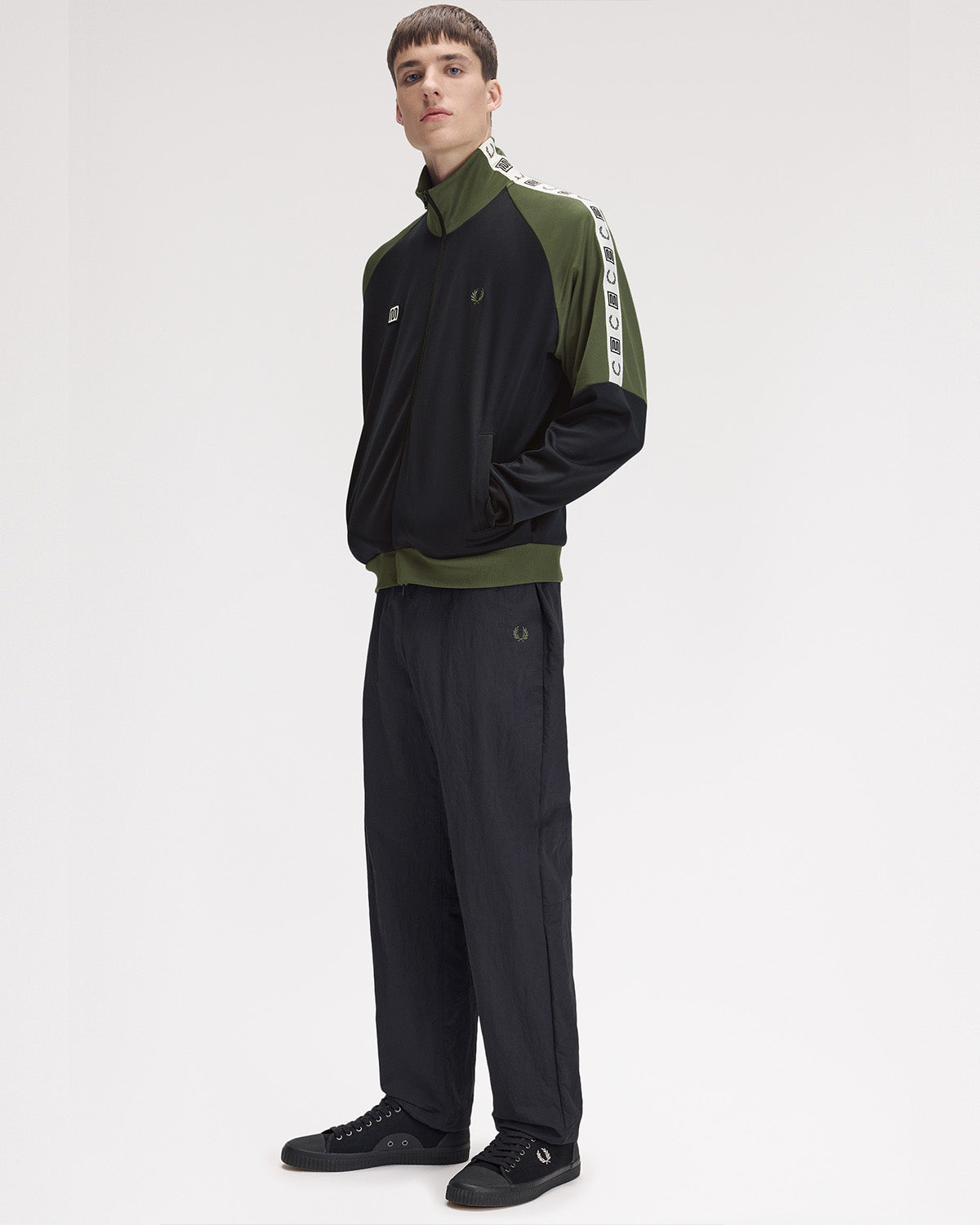 meyba-x-fred-perry-sj2166-track-jacket-schwarz image 6
