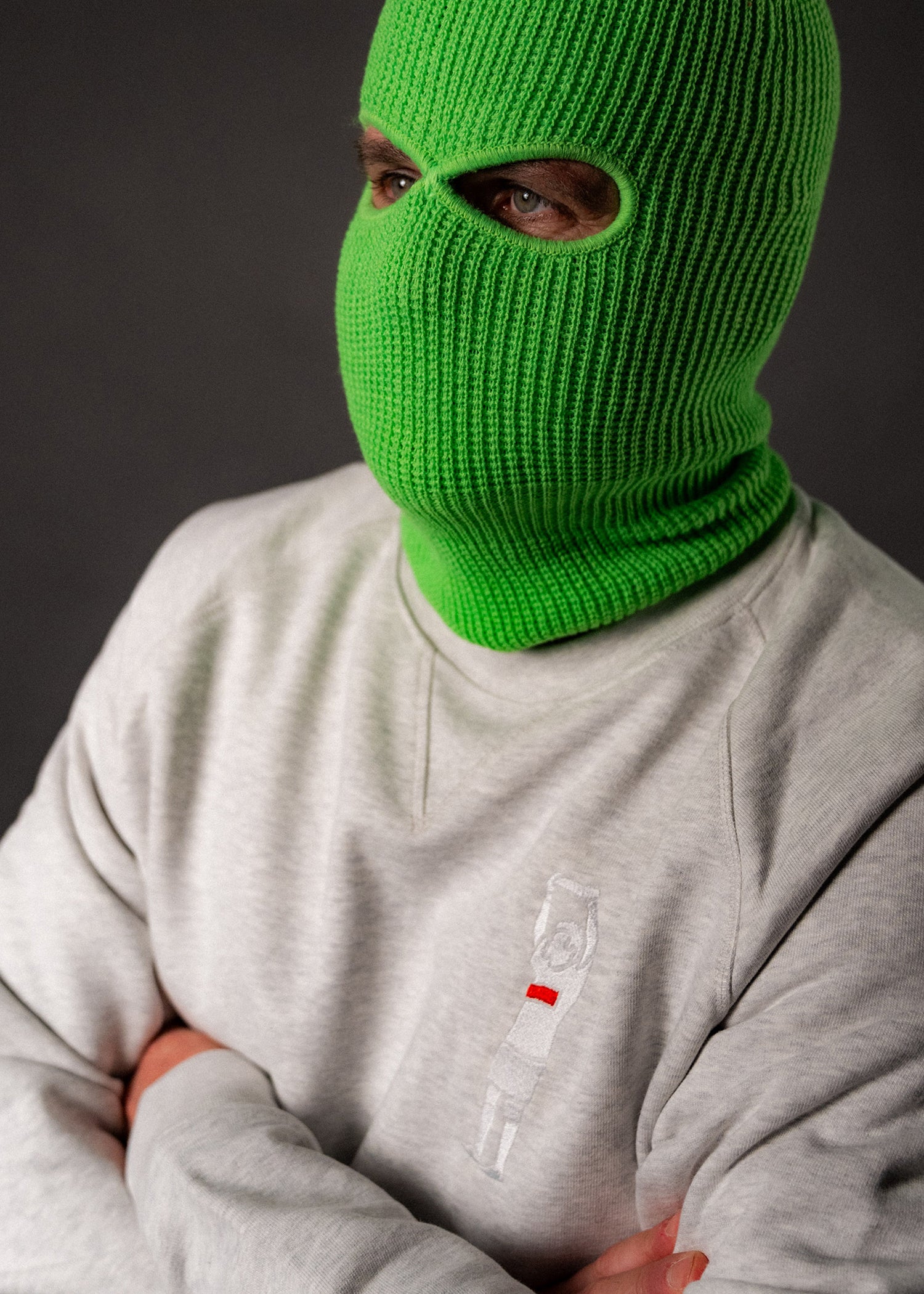 hands-of-god-apparel-legendo-crewneck-grau-bio-baumwolle image 3