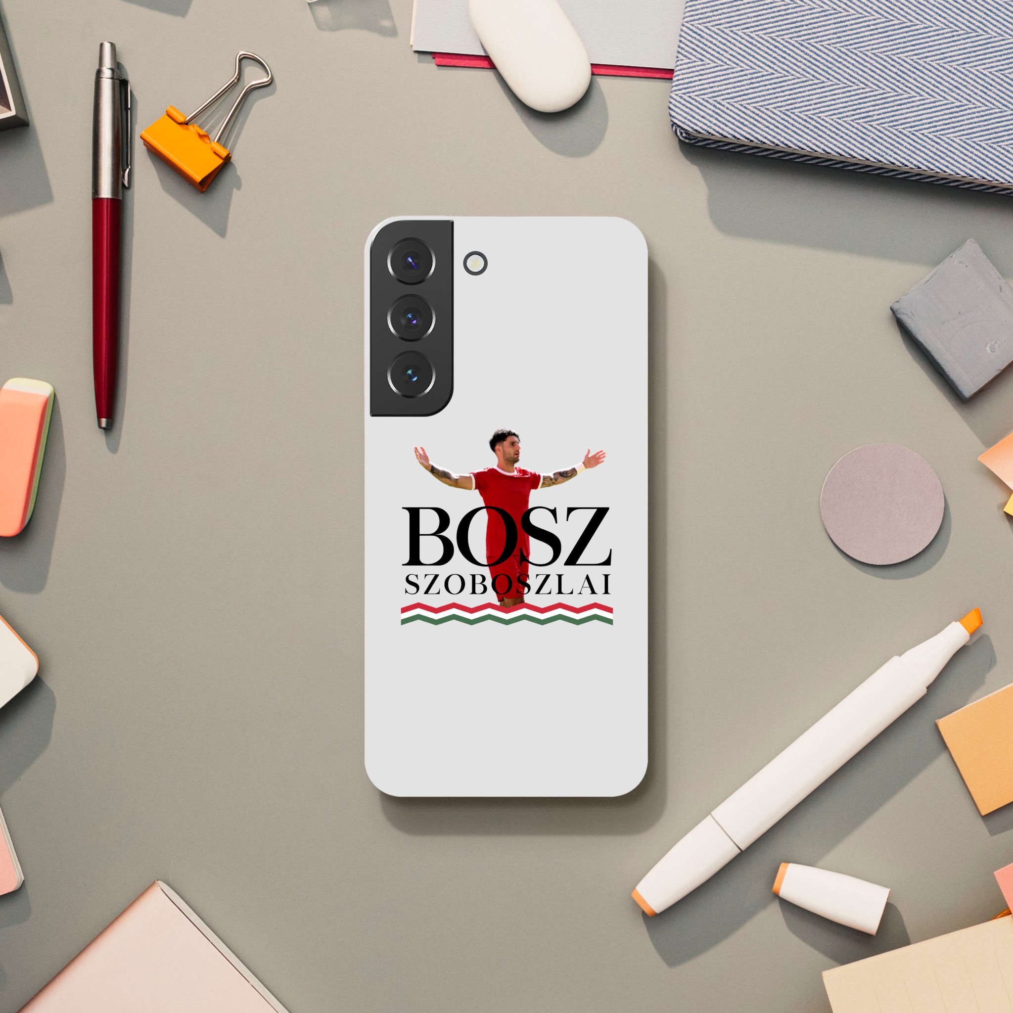 anfield-apparel-szoboszlai-handyh-lle-solid-nr-8-wei image 4