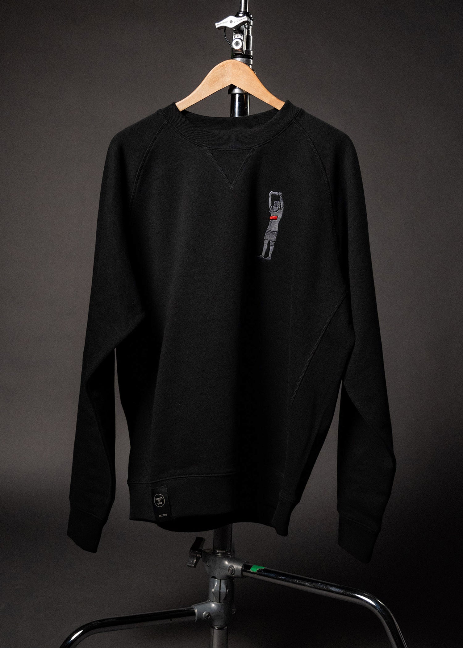 hands-of-god-legendo-crewneck-schwarz-stick-bio-baumwolle image 1